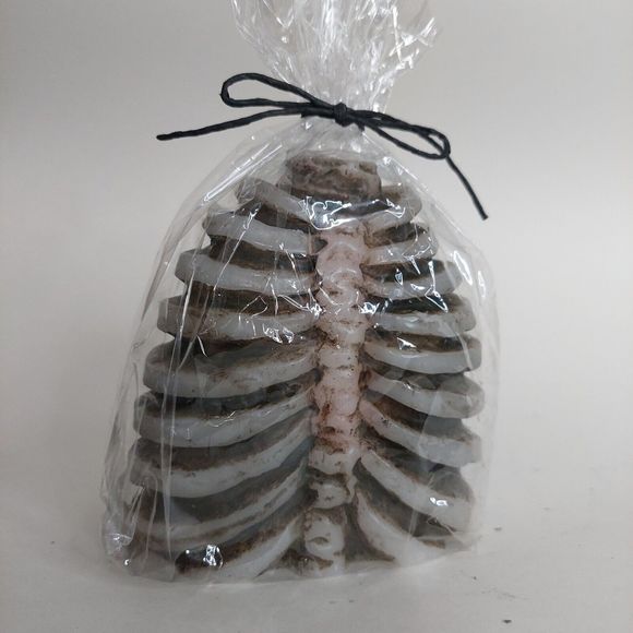 Halloween Bleeding Rib Cage Thorax Candle Wax Red Spooky Decor Party Hum… - Picture 7 of 10